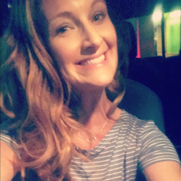 Meet your Posher, Meredith - Picture 5 of 5